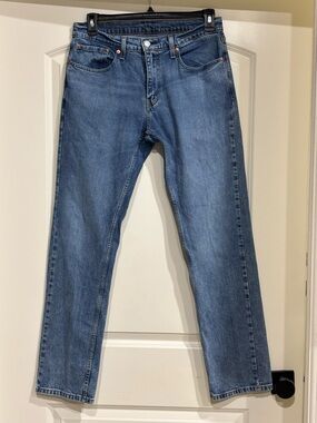 Levi's Men's Straight 559 Jeans in Medium Blue Wash